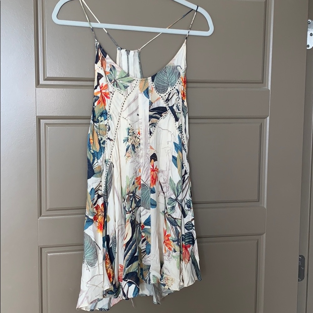 RUMOR Boutique floral leaf print dress